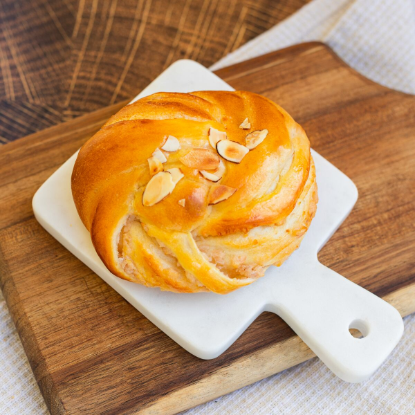 Taro Bun 3.6oz 1 each