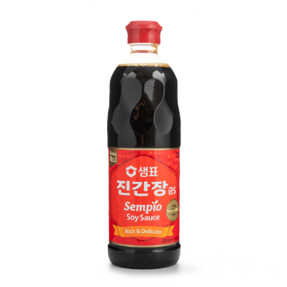Sempio Korean Soy Sauce, Rich and Delicate 860 ml